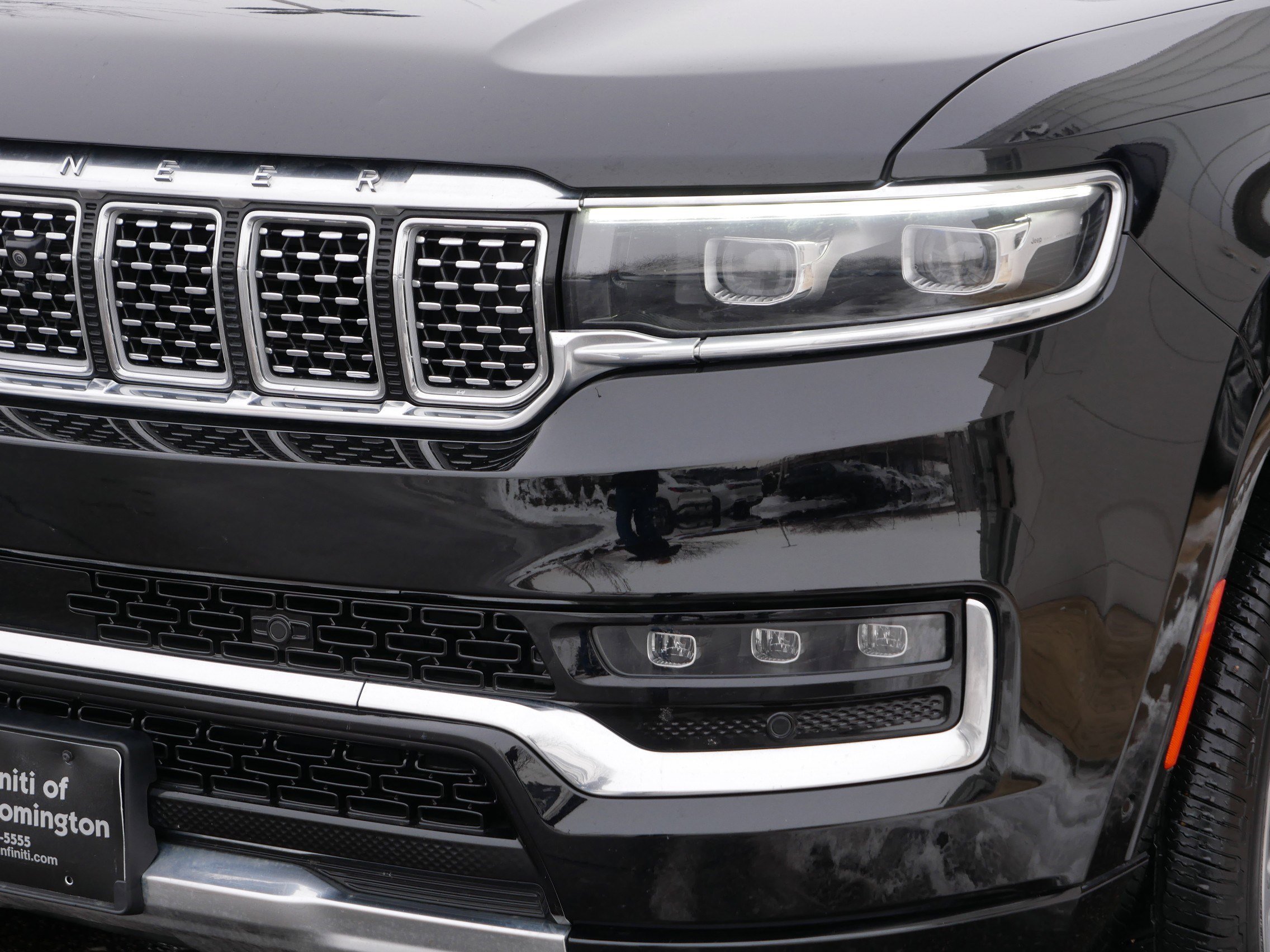 Used 2023 Jeep Grand Wagoneer Series II image 16