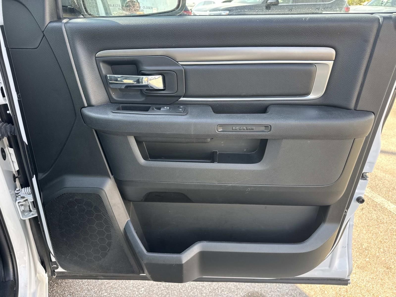 Used 2024 RAM 1500 Classic Warlock image 14