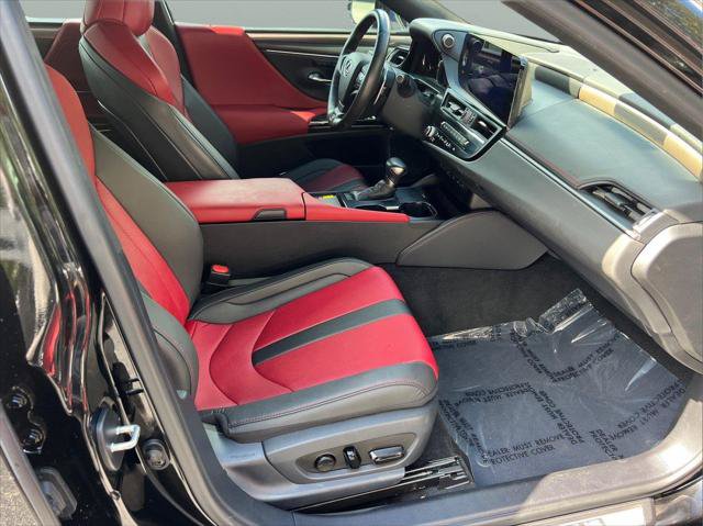 Certified 2024 Lexus ES 350 F Sport w/ Accessory Package (Z2) FWD image 3