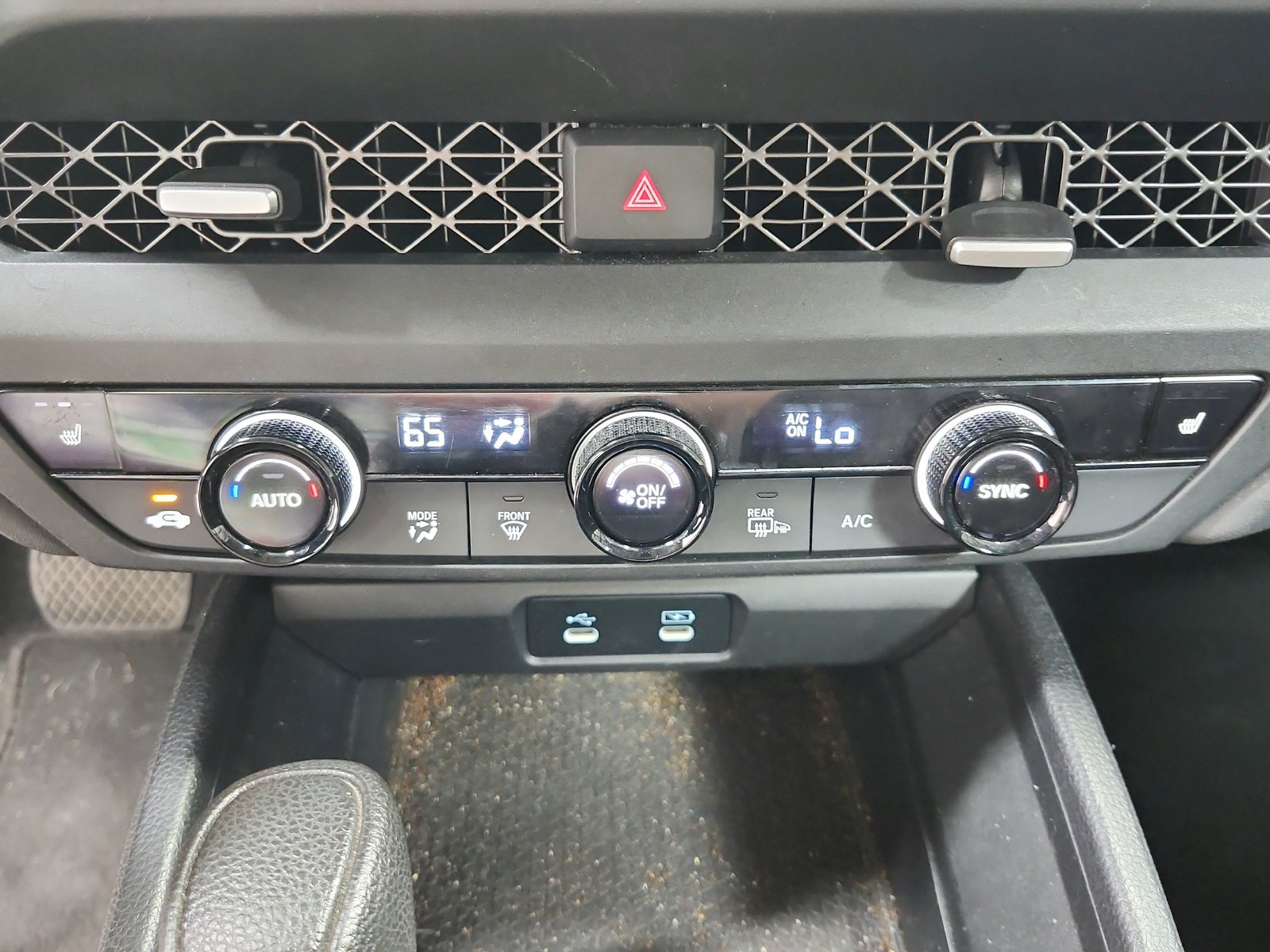 Used 2023 Honda Accord EX image 17