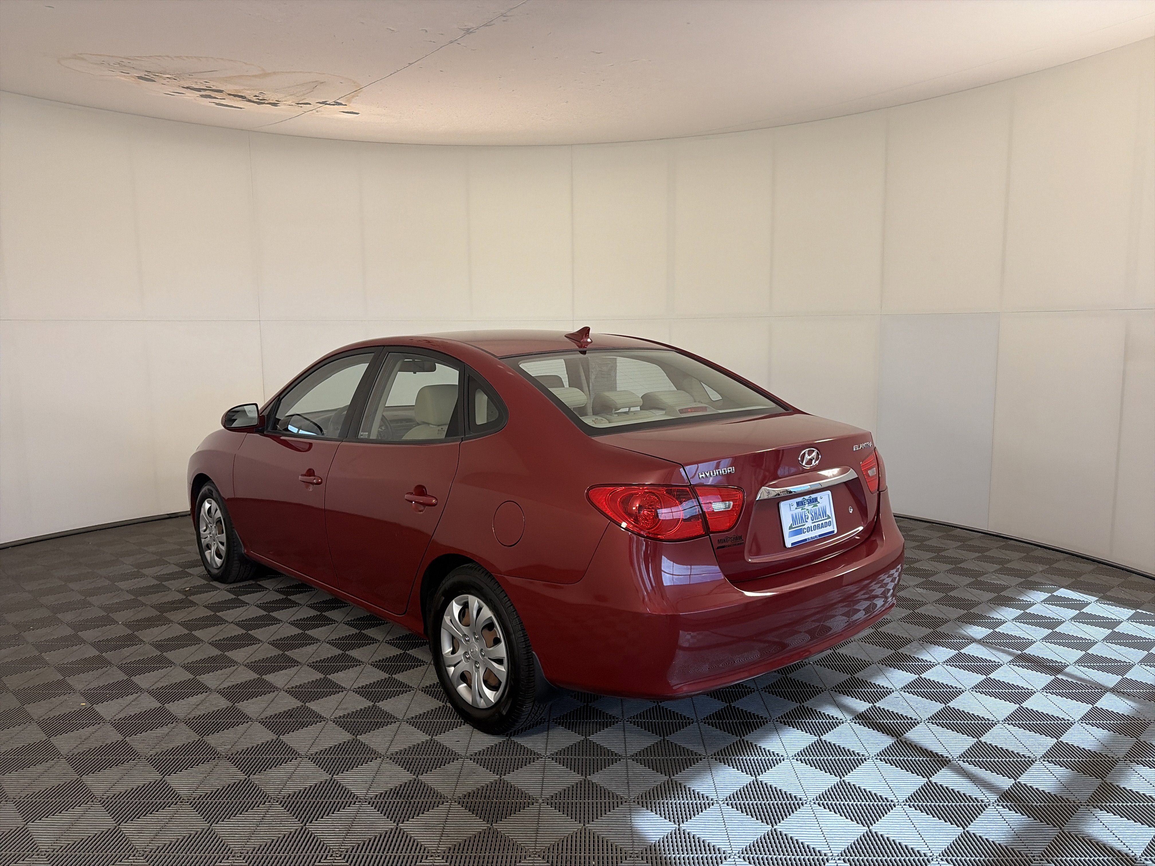 Used 2010 Hyundai Elantra GLS image 6