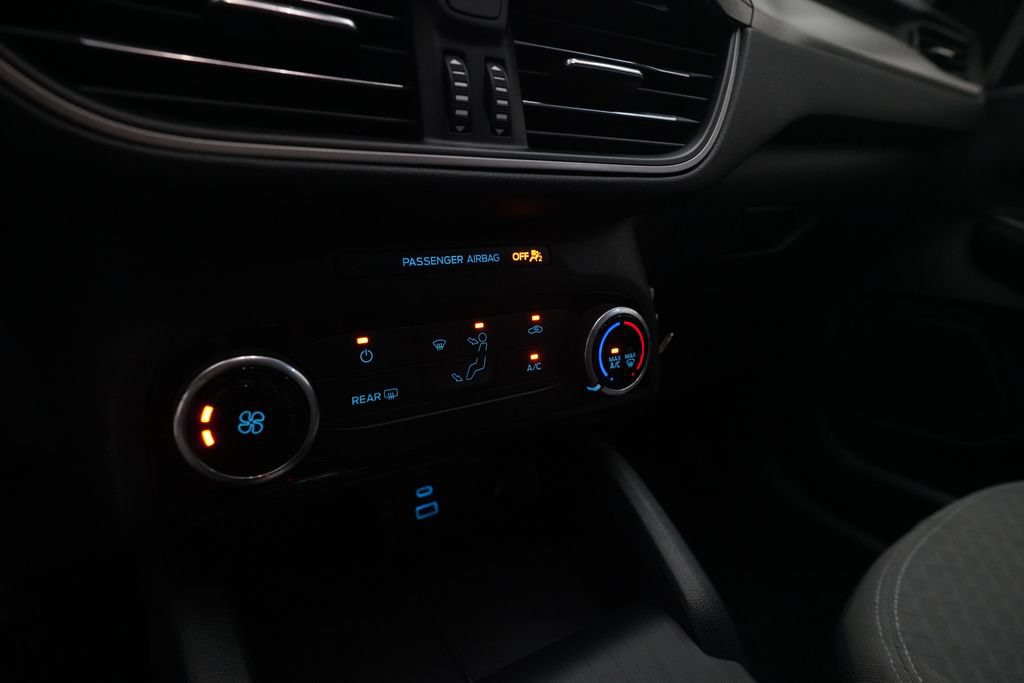 Used 2021 Ford Escape SE FWD image 20