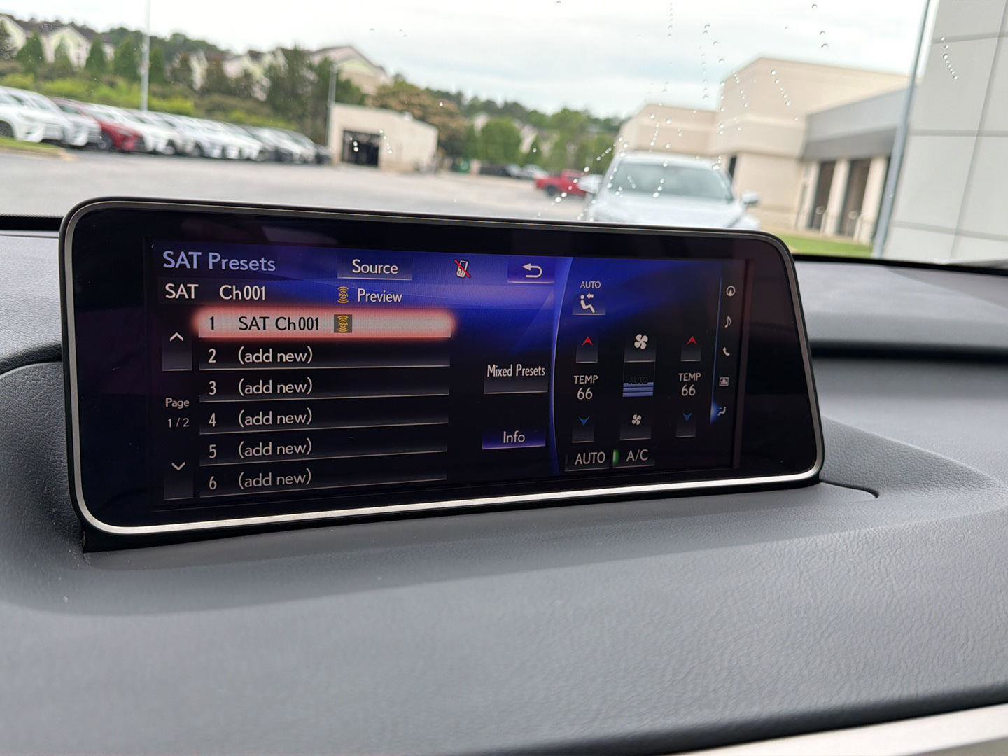 Used 2018 Lexus RX 350 FWD w/ Premium Package image 24