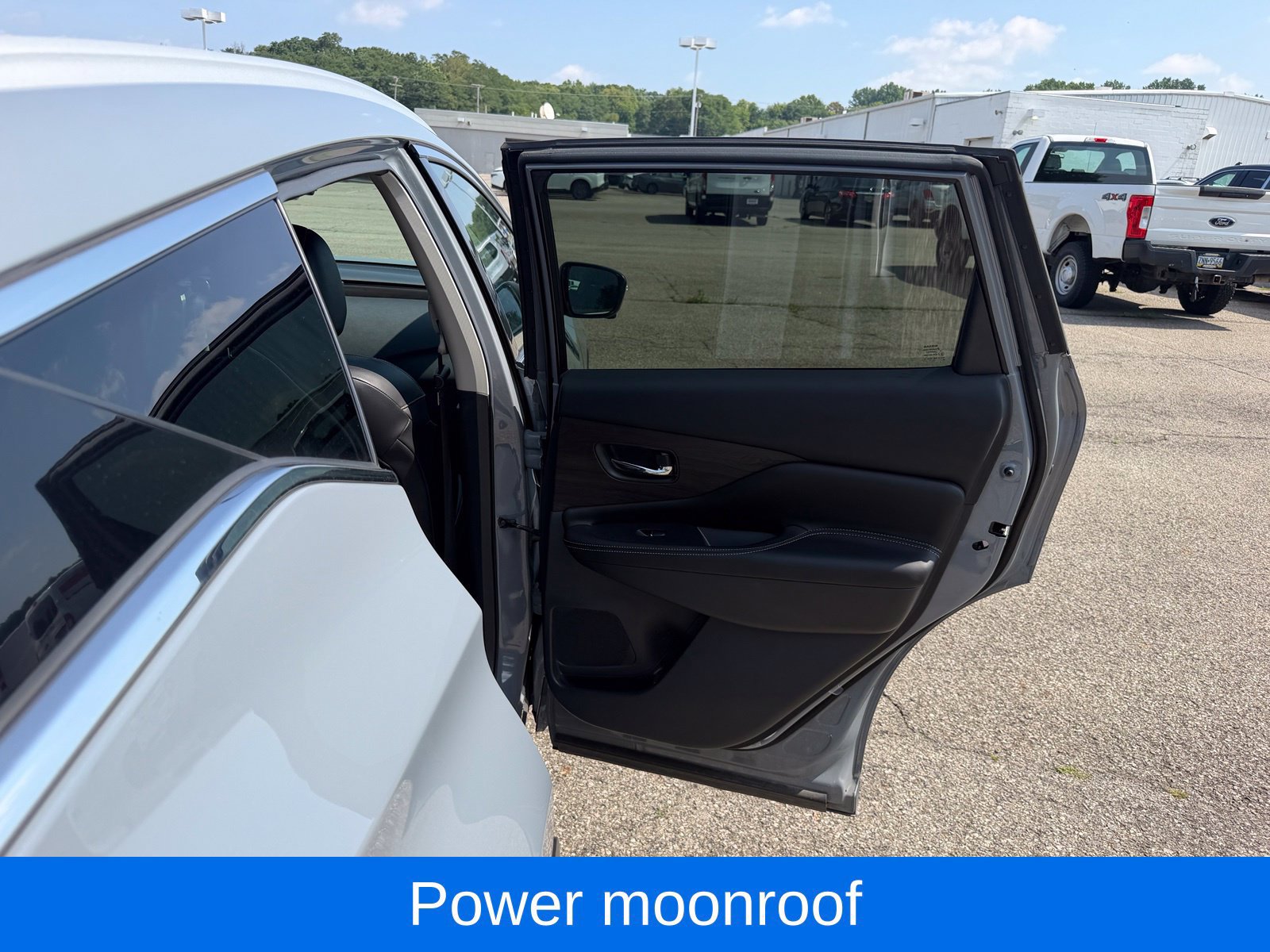 Used 2021 Nissan Murano Platinum w/ Cargo Package AWD/4WD image 32