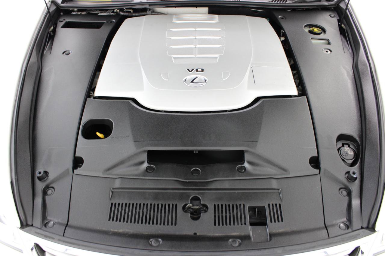 Used 2016 Lexus LS 460 w/ Comfort Package image 80