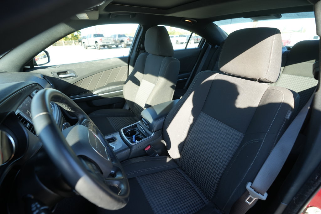 Used 2023 Dodge Charger SXT RWD image 41