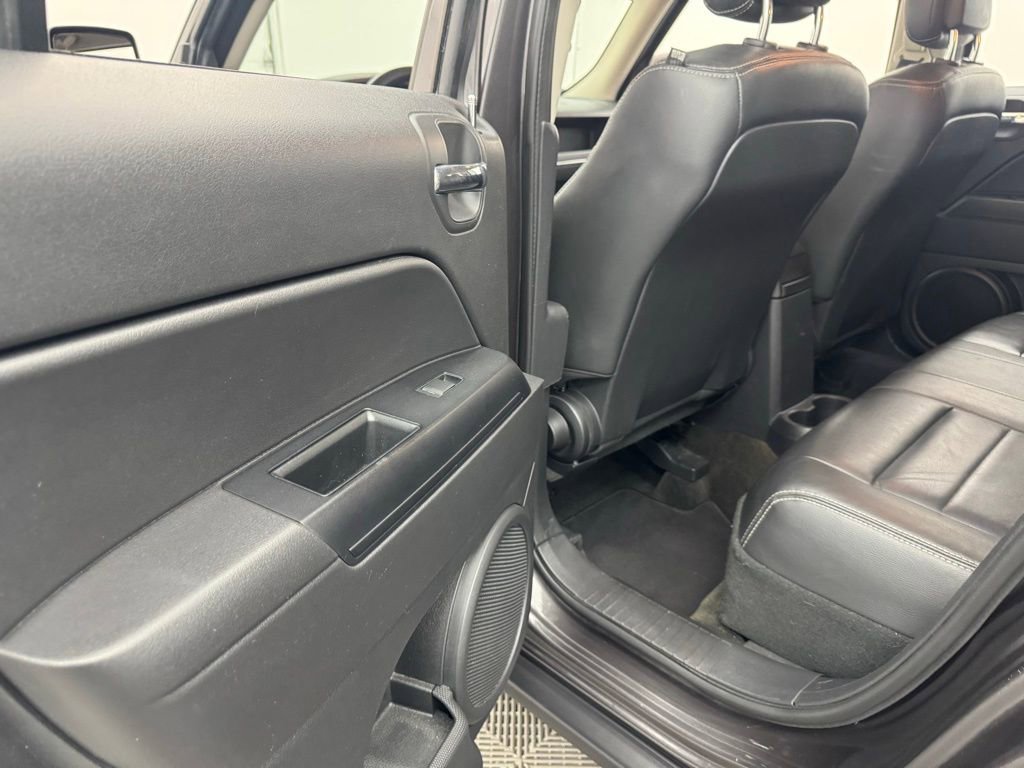 Used 2017 Jeep Patriot High Altitude image 34