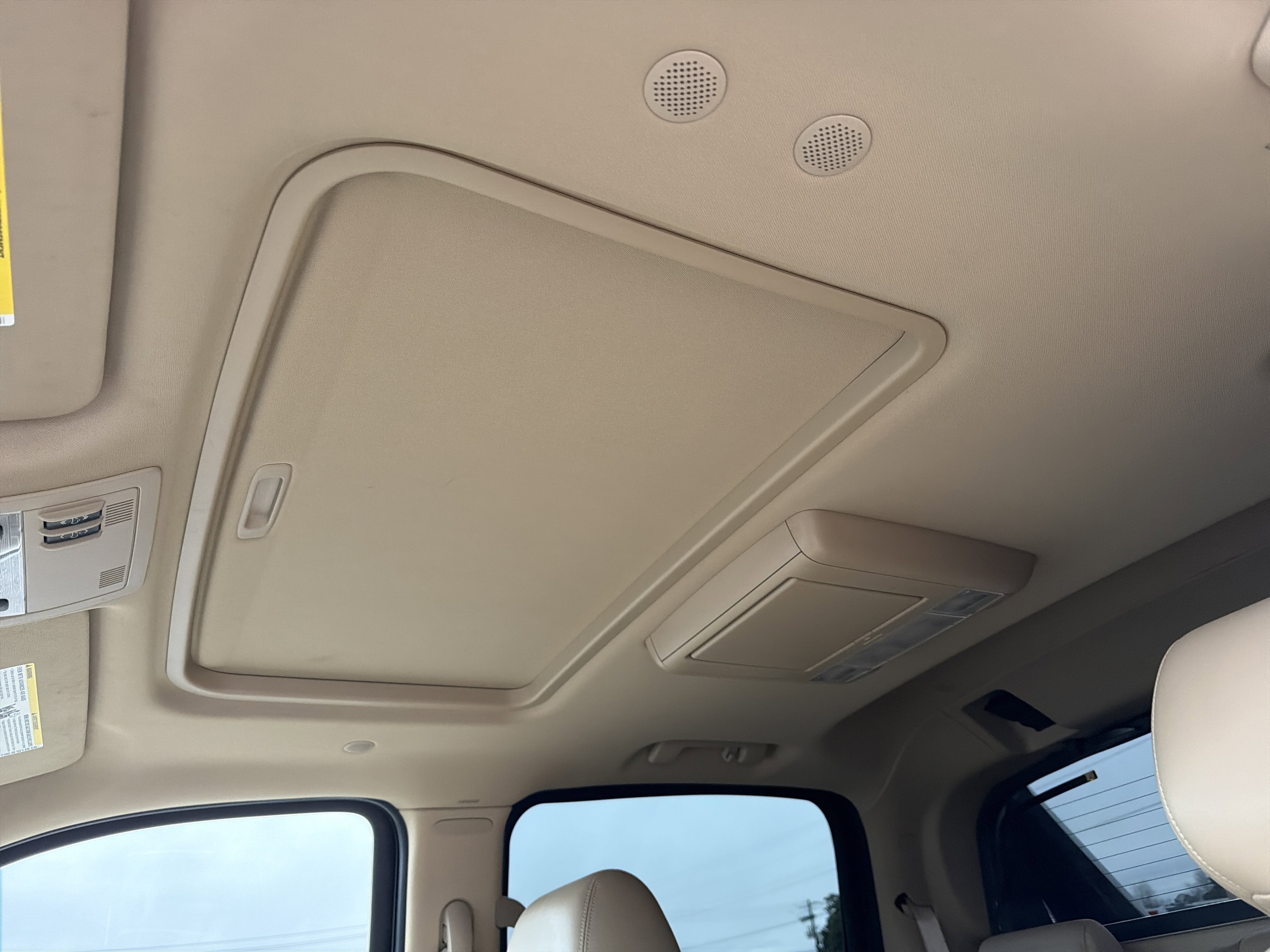 Used 2013 Cadillac Escalade EXT Premium image 36