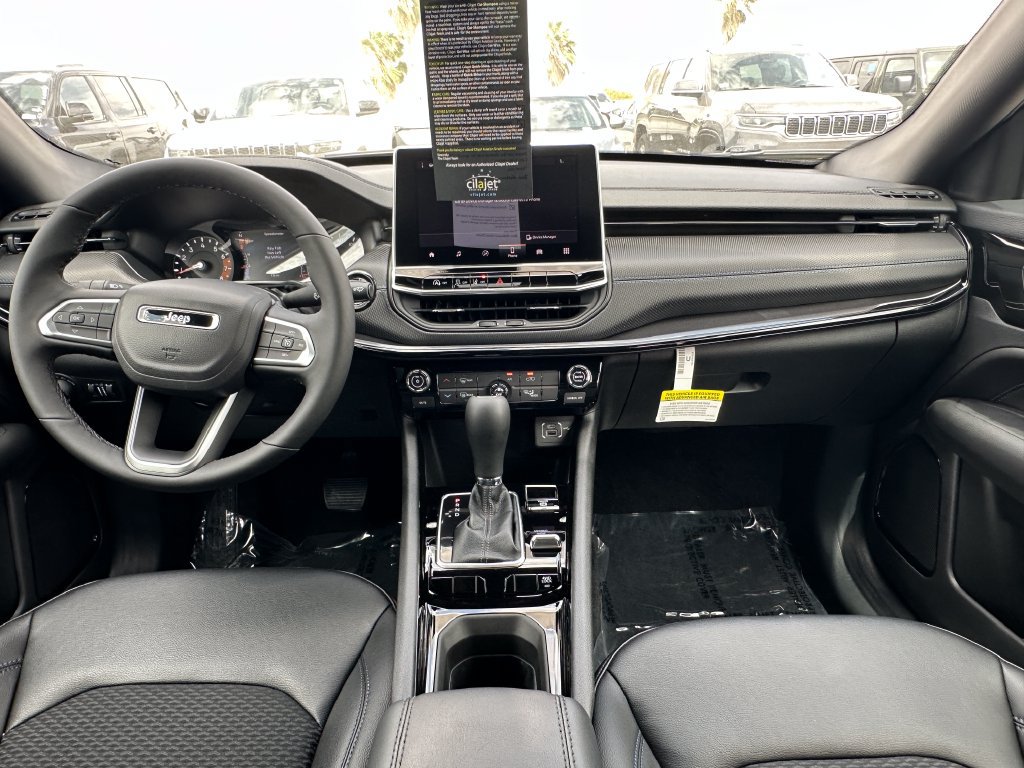 New 2026 Jeep Compass Latitude AWD/4WD image 19