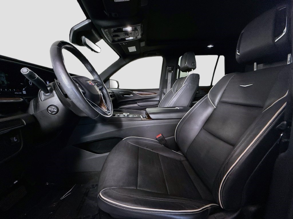 Used 2023 Cadillac Escalade Premium Luxury RWD image 21