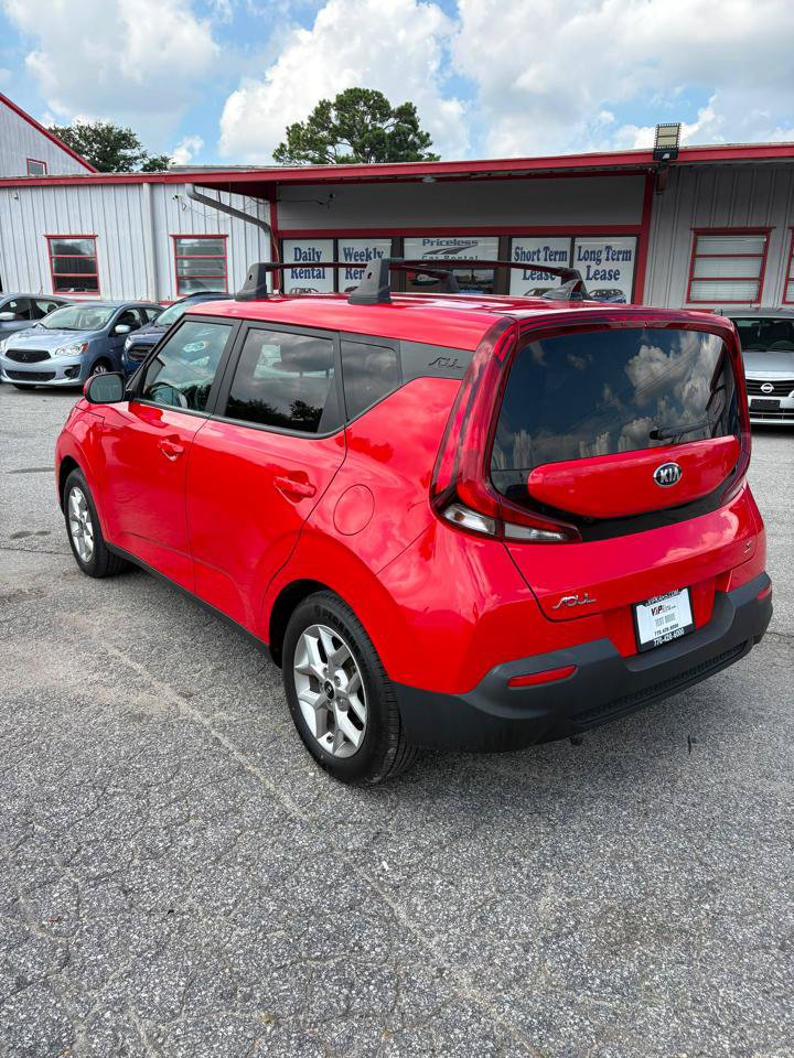 Used 2021 Kia Soul S FWD image 7