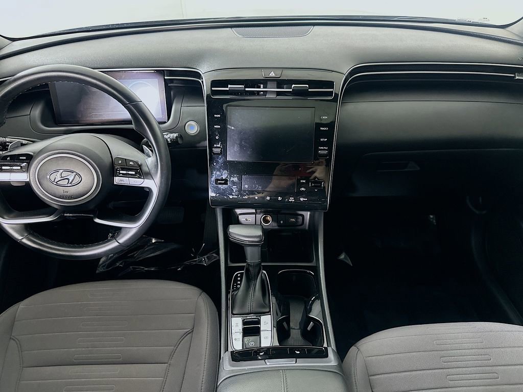 Used 2022 Hyundai Santa Cruz SEL Premium image 18