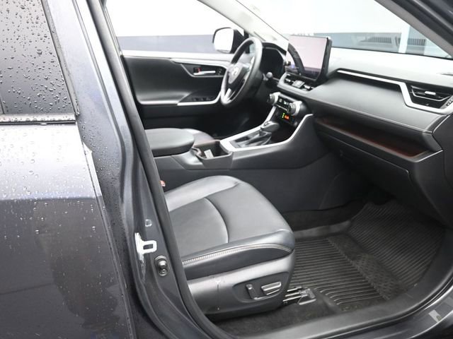 Used 2024 Toyota RAV4 Limited w/ Advanced Technology Package image 29