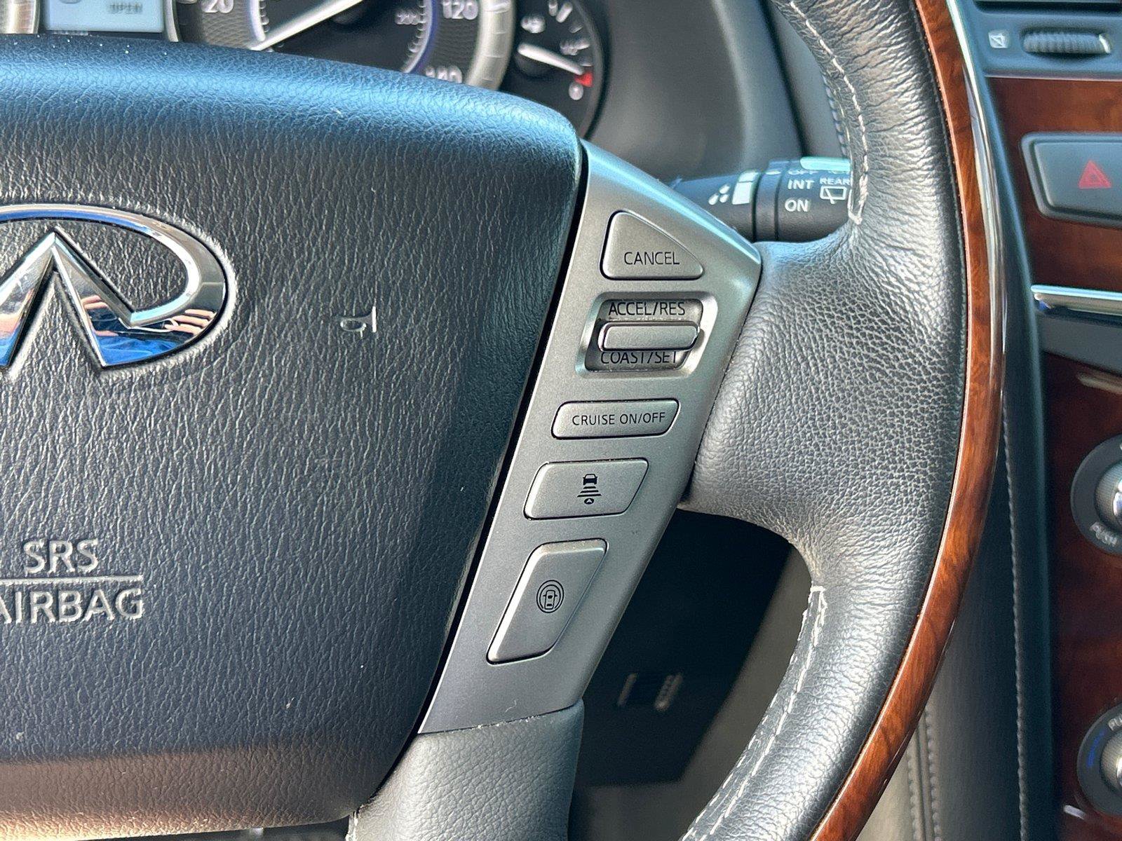 Used 2015 INFINITI QX80 4WD w/ Deluxe Technology Package image 29