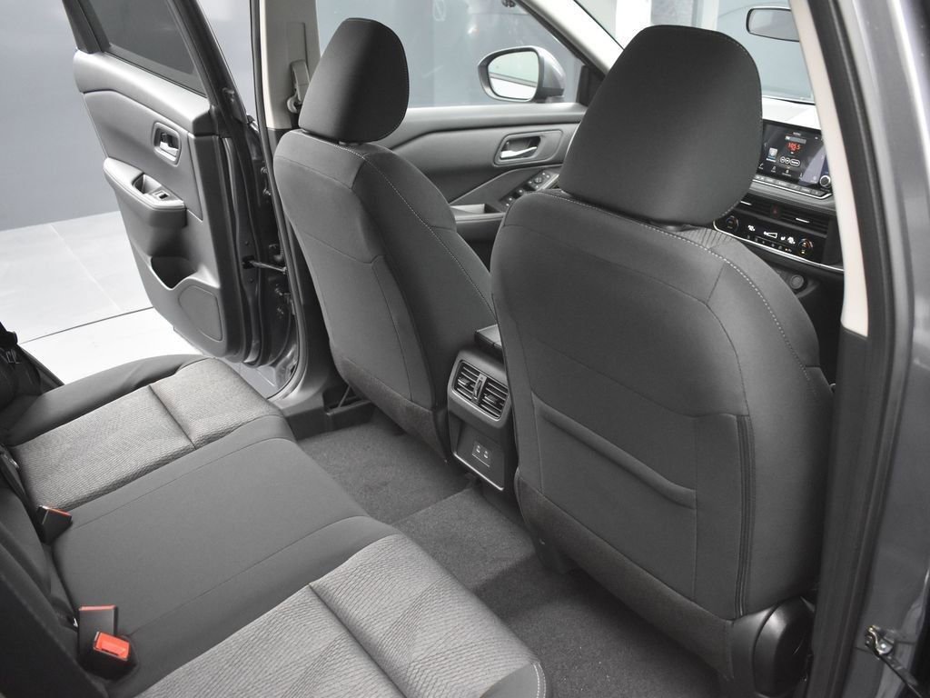 New 2026 Nissan Rogue SV image 18