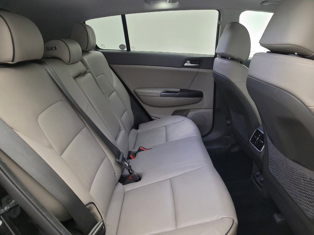 Used 2017 Kia Sportage EX w/ EX Technology Package image 19