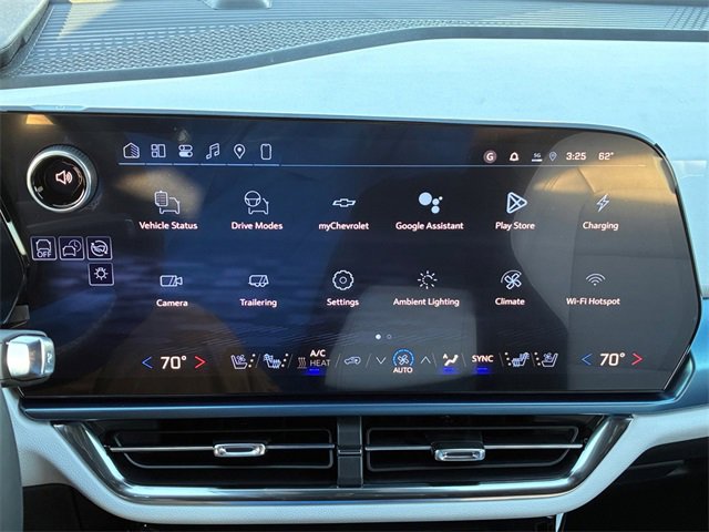 New 2026 Chevrolet Equinox EV LT w/ Convenience Package II image 25