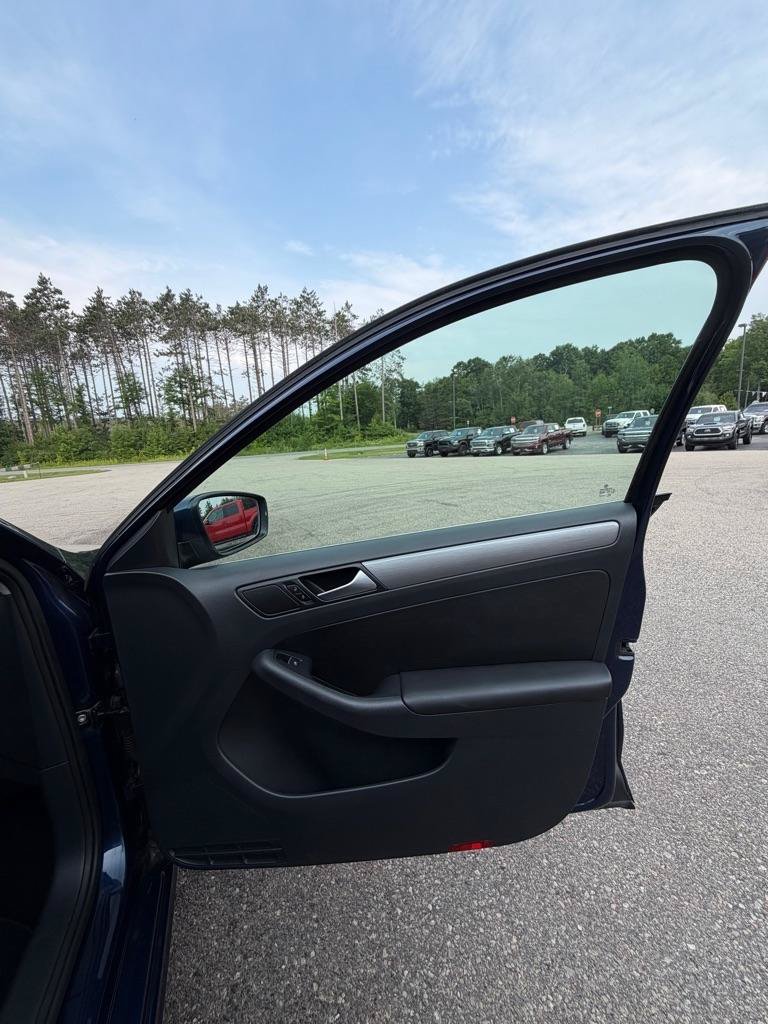 Used 2014 Volkswagen Jetta TDI FWD image 18