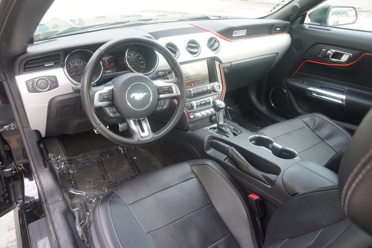 Used 2015 Ford Mustang Premium RWD image 14