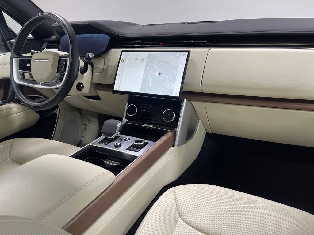 Used 2023 Land Rover Range Rover SE AWD/4WD image 28