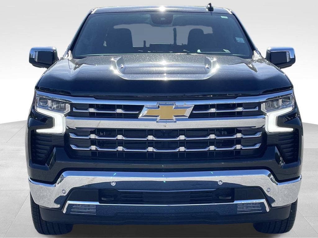 New 2026 Chevrolet Silverado 1500 LTZ w/ LTZ Premium Package AWD/4WD image 9