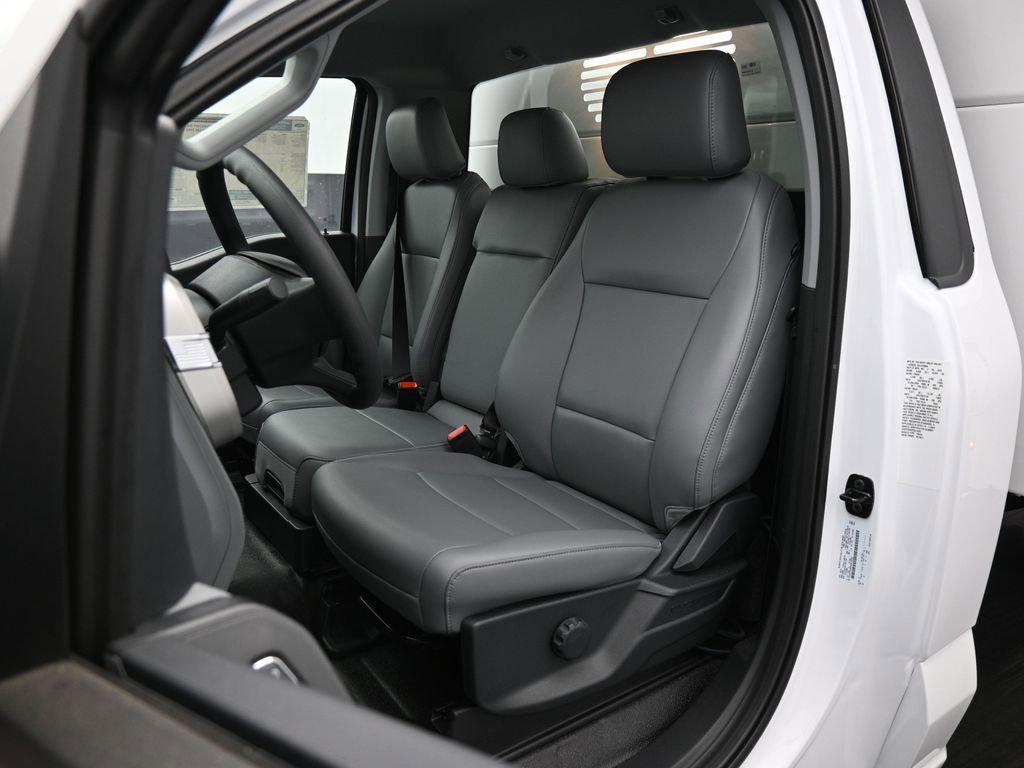 New 2025 Ford F550 2WD Regular Cab Super Duty image 8
