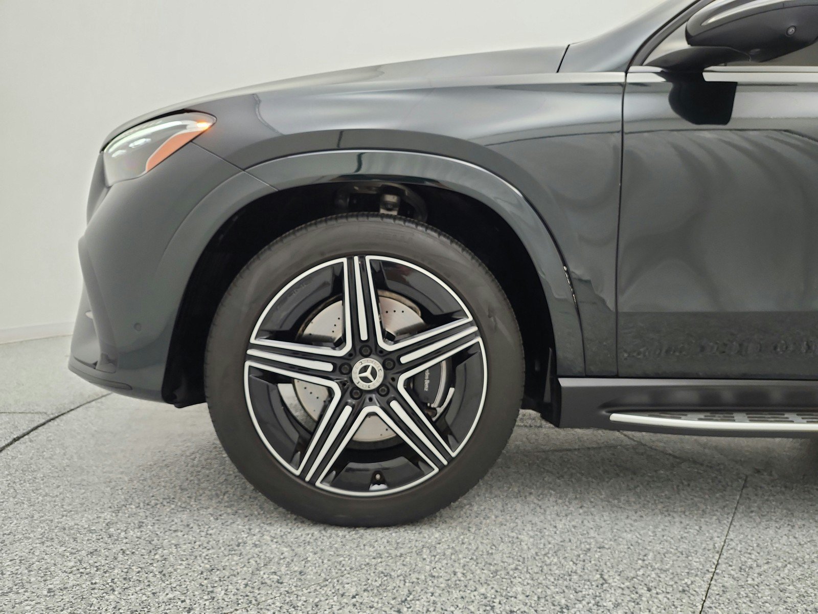 Used 2024 Mercedes-Benz GLE 350 4MATIC image 18