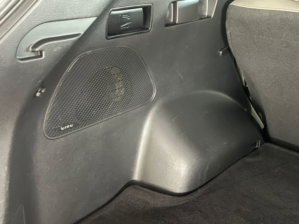 Used 2018 Hyundai Santa Fe Sport w/ 2.4L Tech Package 04 image 40