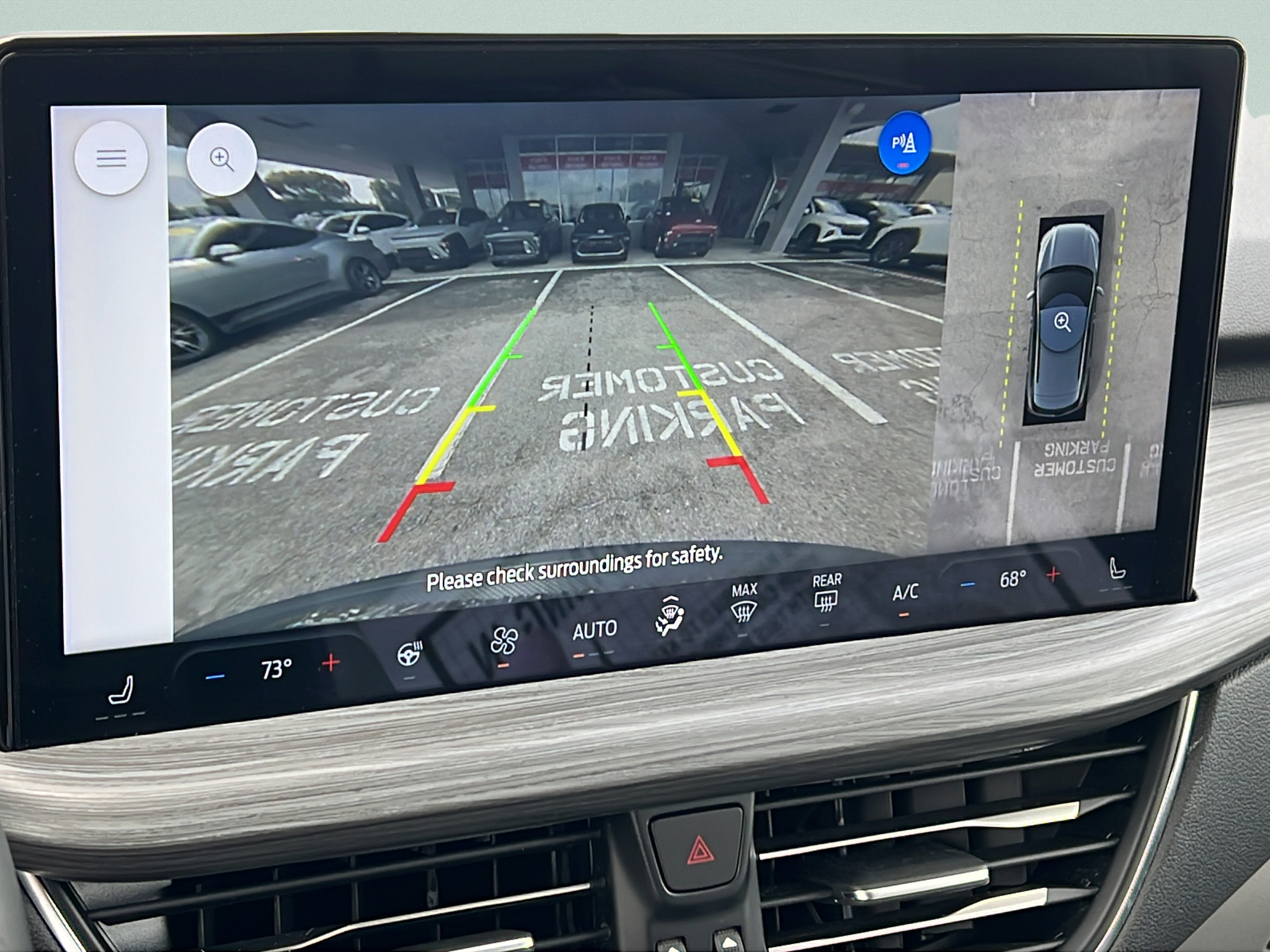 Used 2023 Ford Escape Platinum FWD image 18
