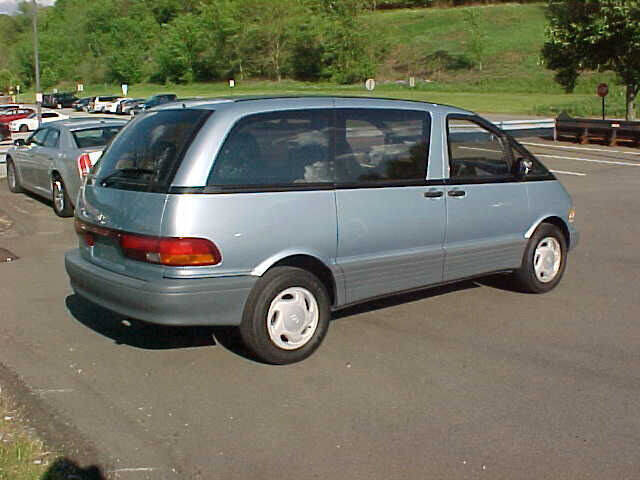 Used 1991 Toyota Previa LE image 6