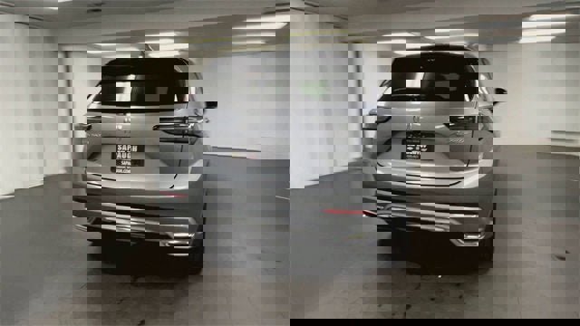 Certified 2024 Buick Envision Avenir image 8