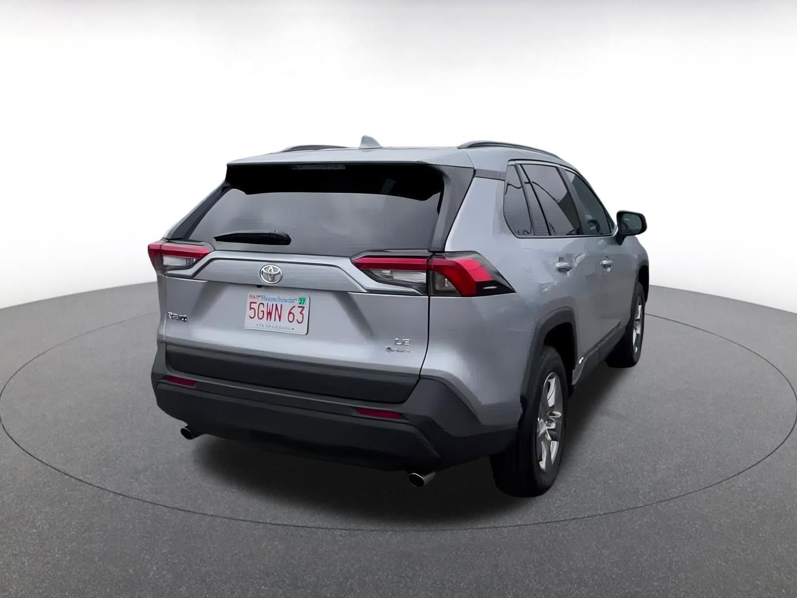 Used 2025 Toyota RAV4 LE image 14