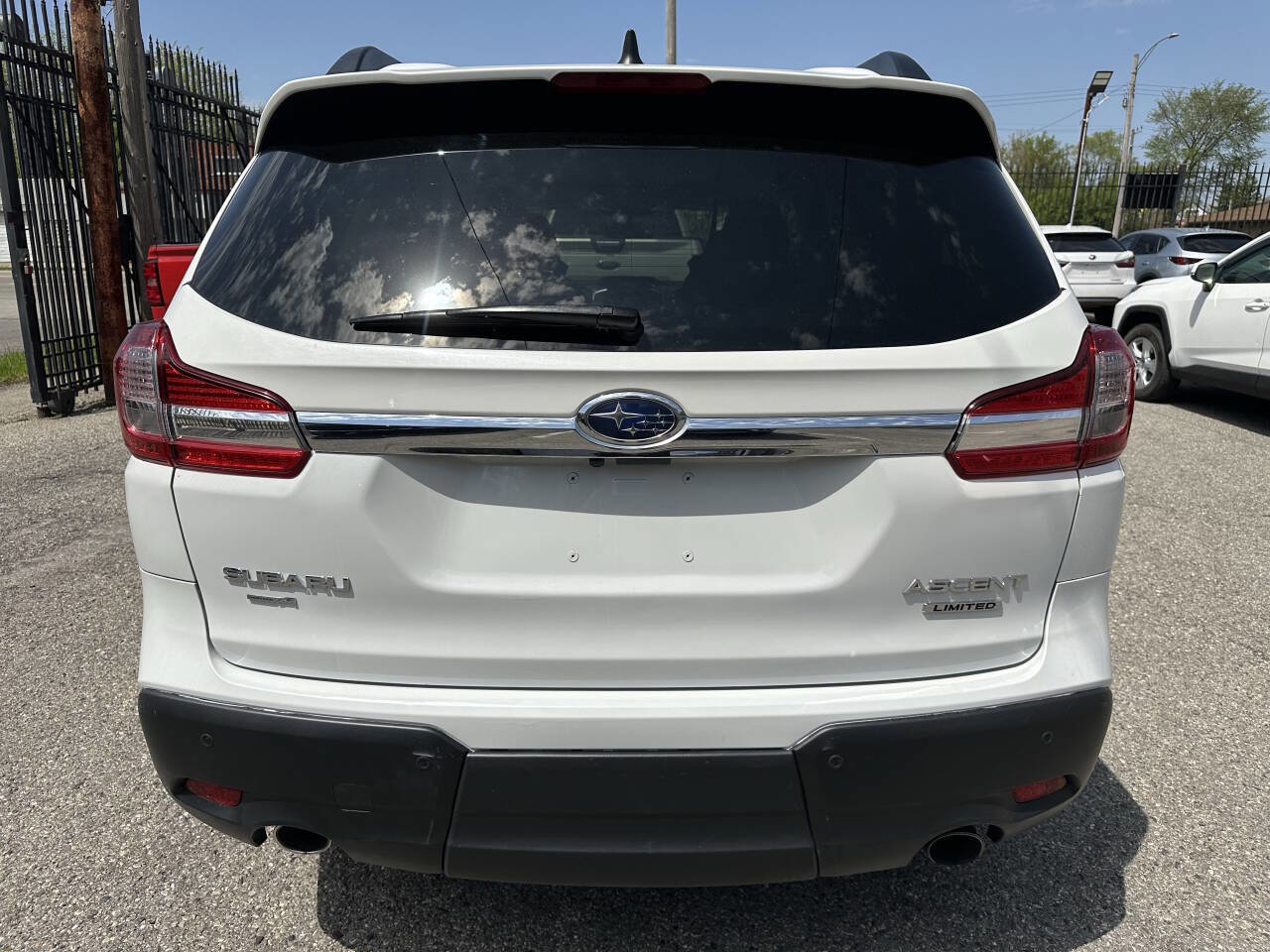 Used 2019 Subaru Ascent Limited AWD/4WD image 6