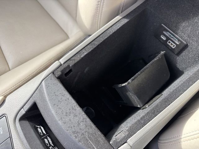 Used 2020 Cadillac XT5 Premium Luxury w/ LPO, Floor Liner Package image 28