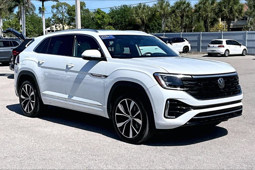 Certified 2024 Volkswagen Atlas Cross Sport SEL Premium R-Line AWD/4WD image 2
