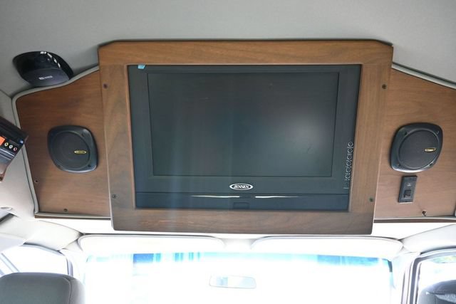 Used 2009 Ford E-150 and Econoline 150 Wagon RWD image 27