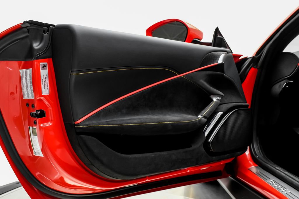 Used 2024 Ferrari Roma Spider RWD image 36