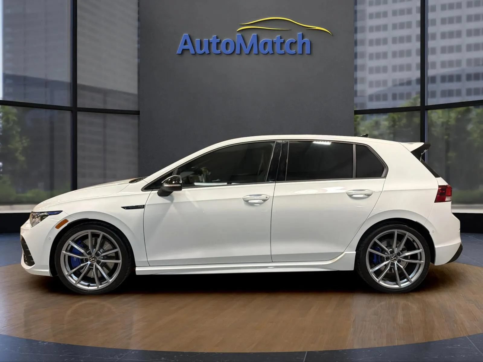 Used 2024 Volkswagen Golf R AWD/4WD image 6