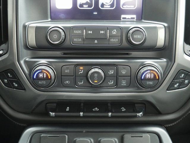 Used 2018 Chevrolet Silverado 1500 LTZ Z71 w/ Realtree Edition image 22