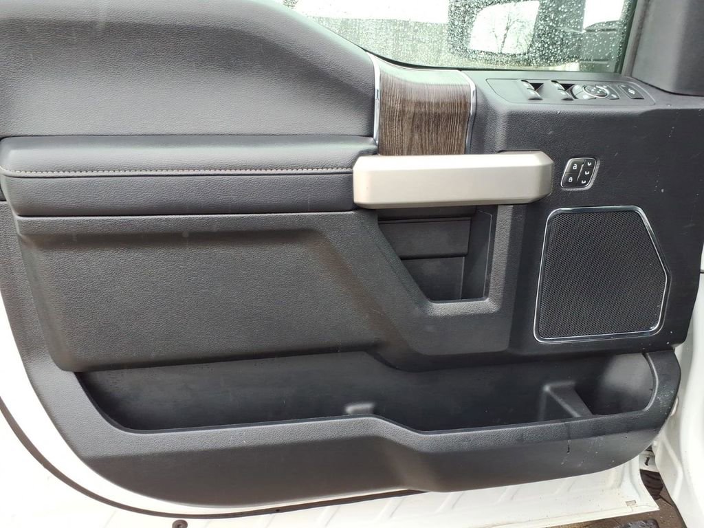 Used 2020 Ford F250 Lariat w/ Lariat Ultimate Package image 12