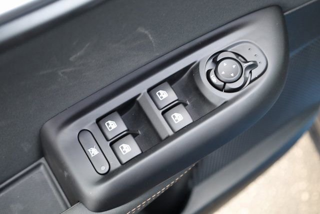 New 2025 Alfa Romeo Tonale Veloce w/ Premium Package image 13