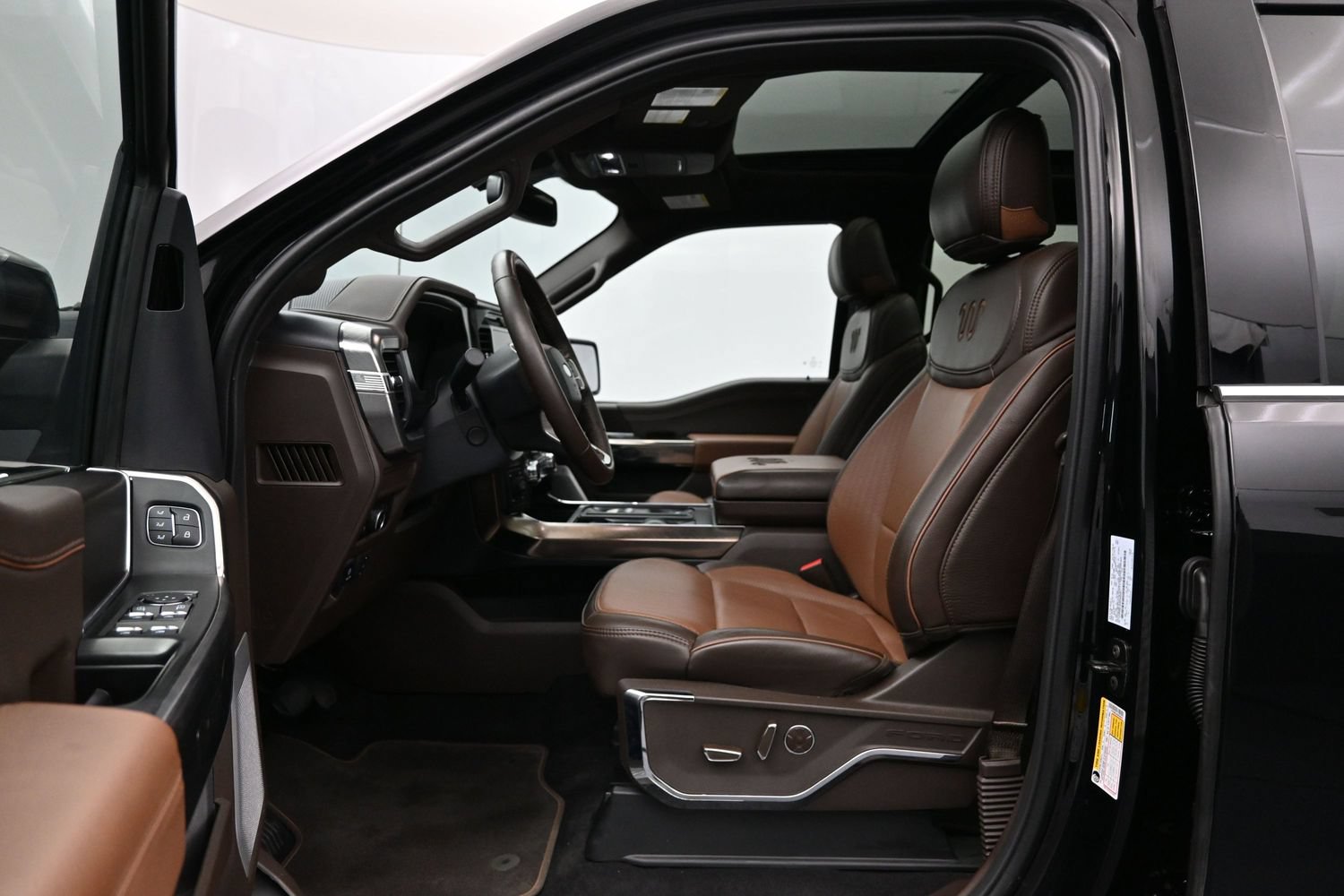 Used 2025 Ford F150 King Ranch AWD/4WD image 9