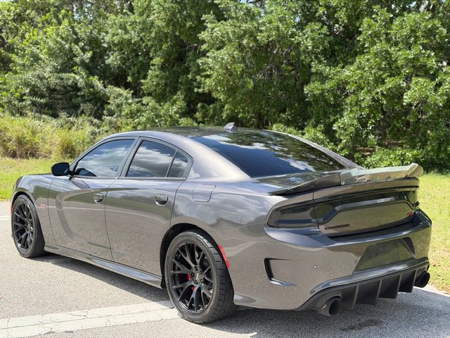 Used 2017 Dodge Charger R/T Scat Pack image 3