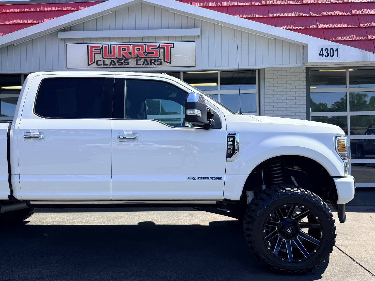 Used 2020 Ford F250 Platinum w/ FX4 Off-Road Package AWD/4WD image 13