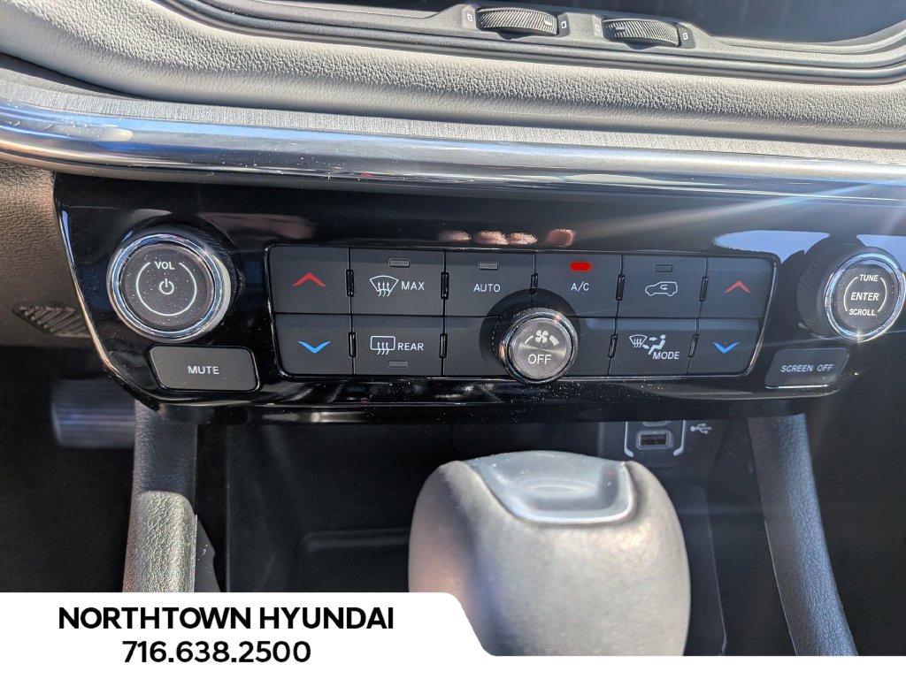 Used 2024 Jeep Compass Limited AWD/4WD image 15