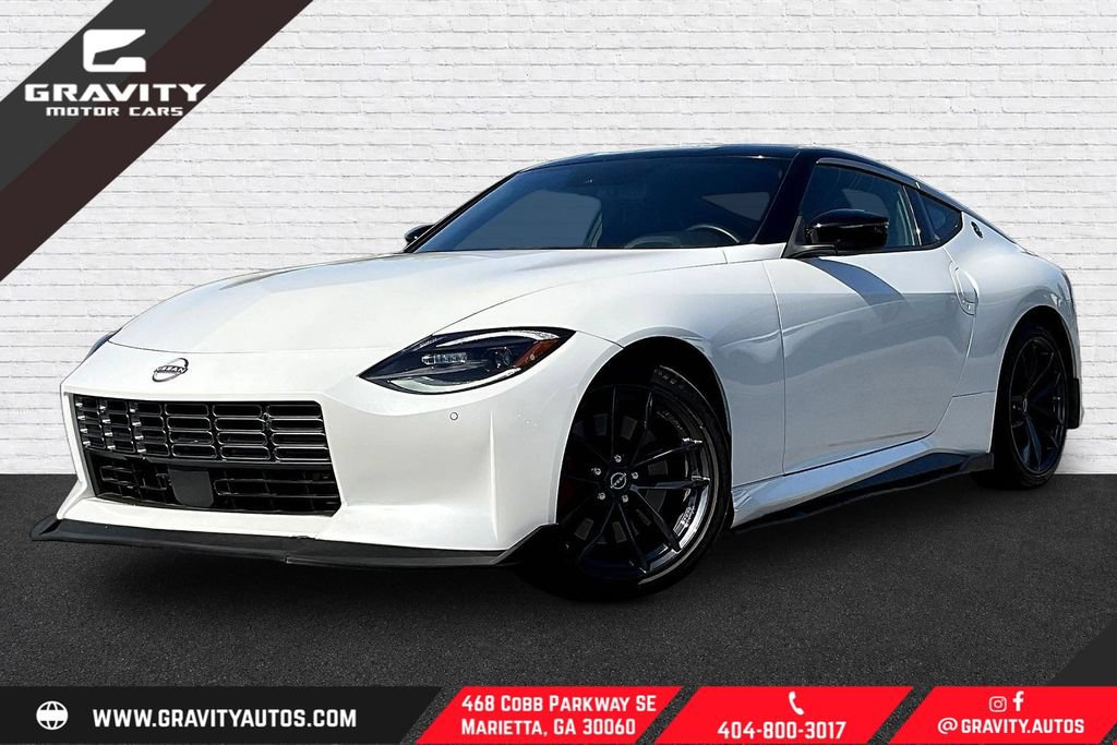 Used 2023 Nissan Z w/ Floor Mat Package (L93) RWD image 1