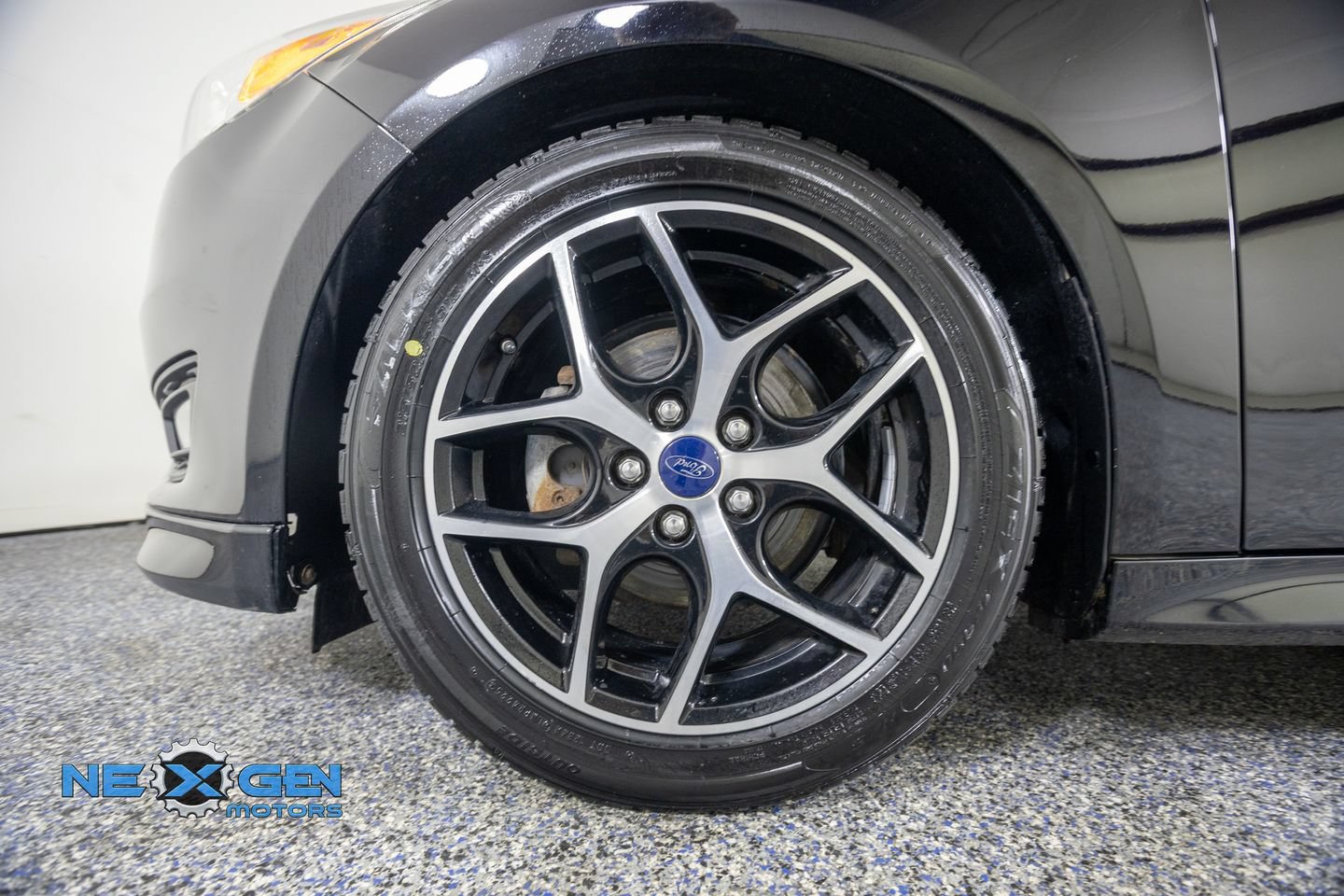 Used 2017 Ford Focus SE w/ SE Sport Package FWD image 44
