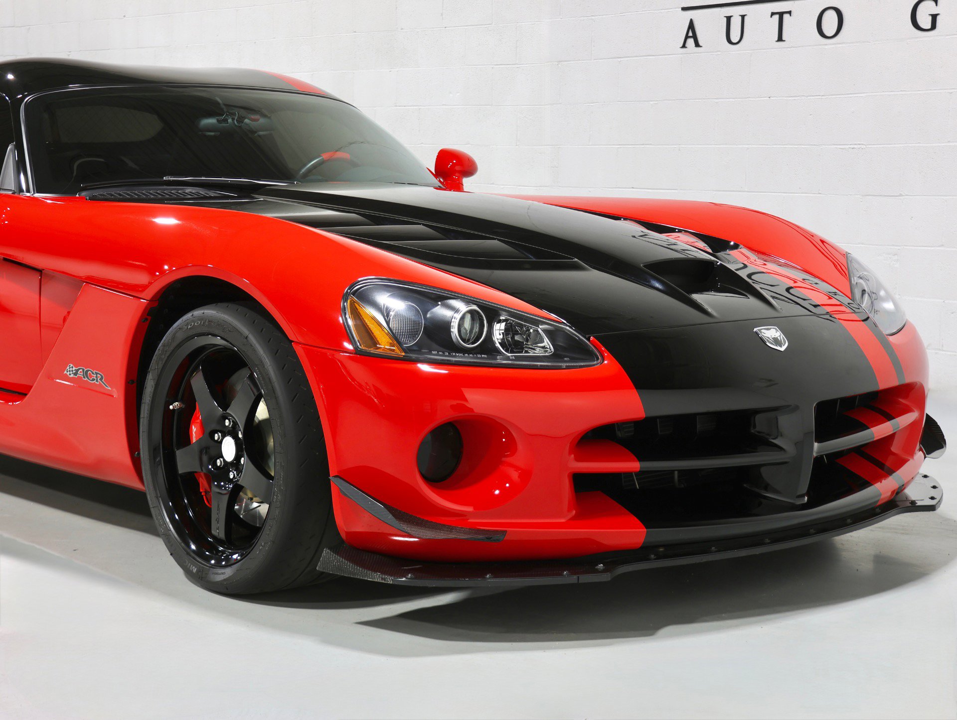 Used 2008 Dodge Viper SRT-10 w/ Competition Group image 44