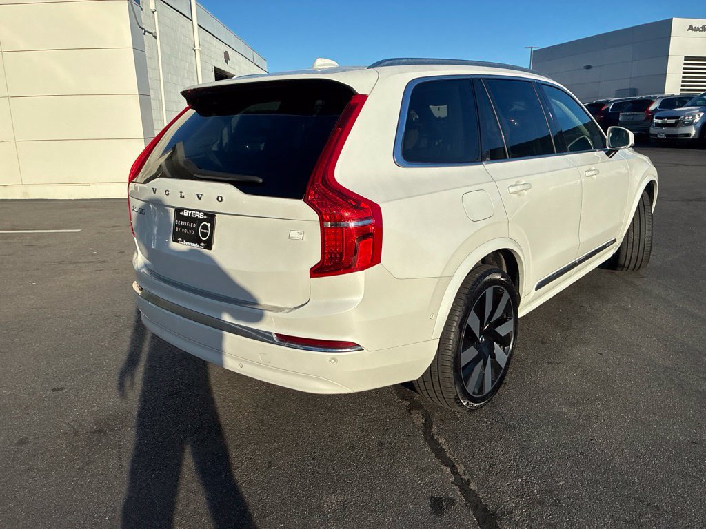 Used 2024 Volvo XC90 T8 Plus w/ Protection Package Premier AWD/4WD image 4