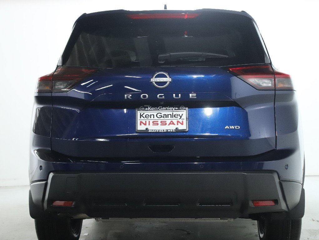 Used 2026 Nissan Rogue SV image 42